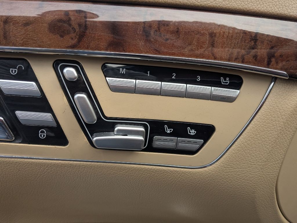 2007 Mercedes-Benz S-Class Image 8