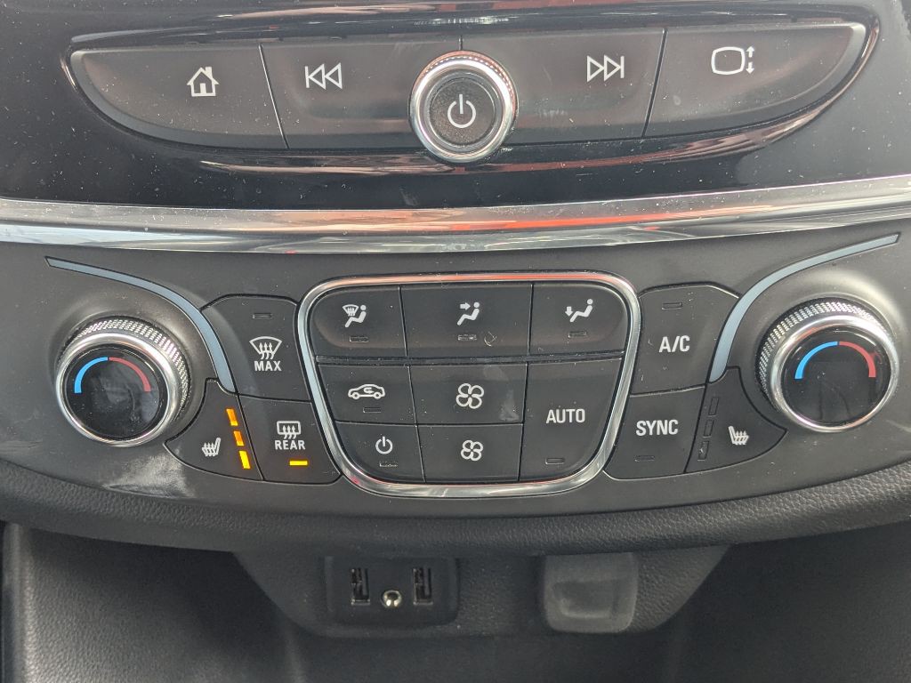 2021 Chevrolet Traverse Image 18