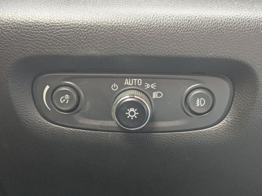 2021 Chevrolet Traverse Image 21