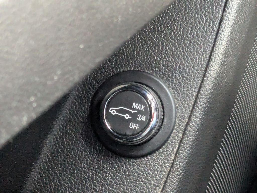 2021 Chevrolet Traverse Image 30