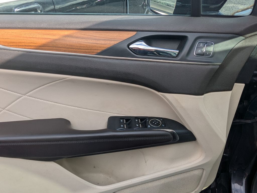 2015 Lincoln MKC Image 9