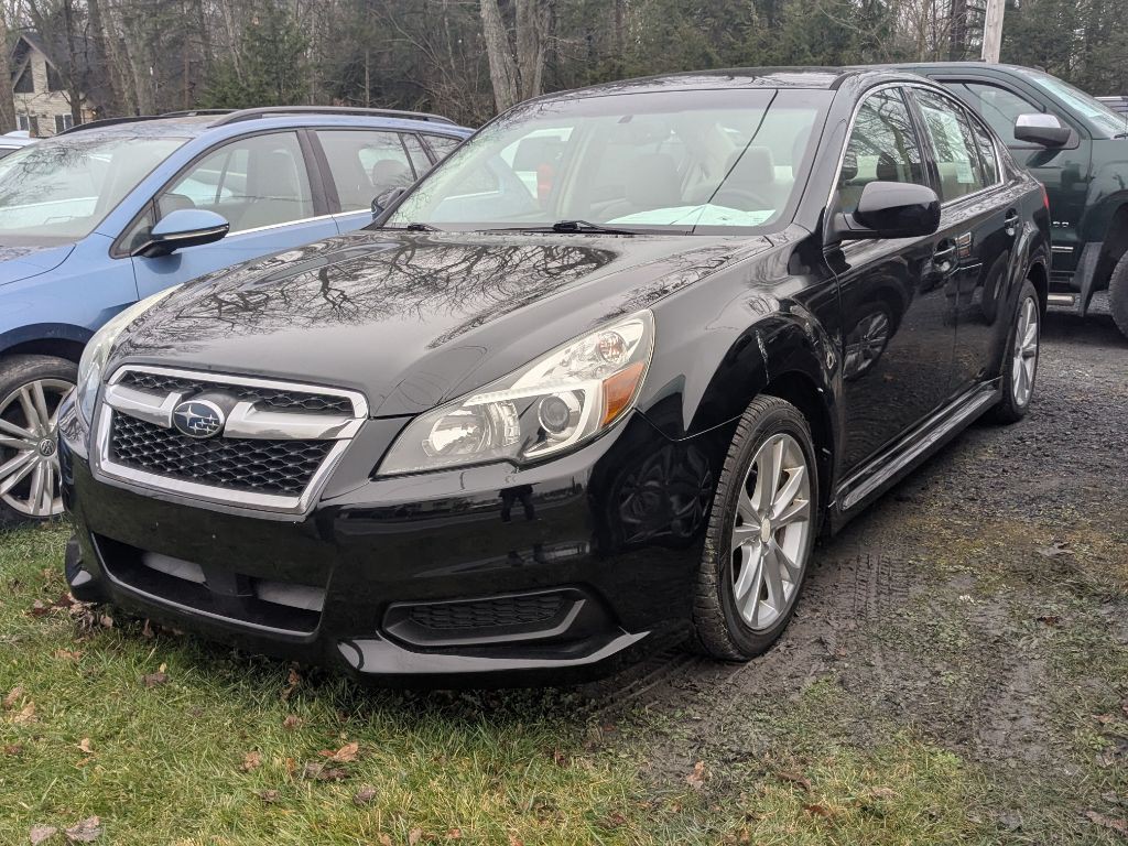 2013 Subaru Legacy Image 2