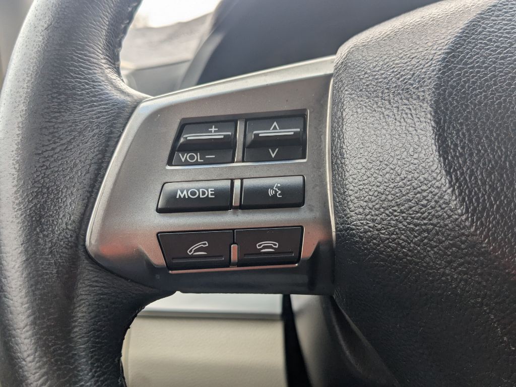 2013 Subaru Legacy Image 13