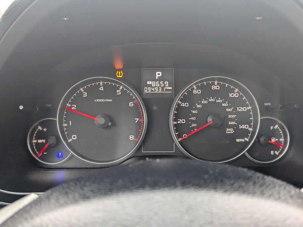 2013 Subaru Legacy Image 15