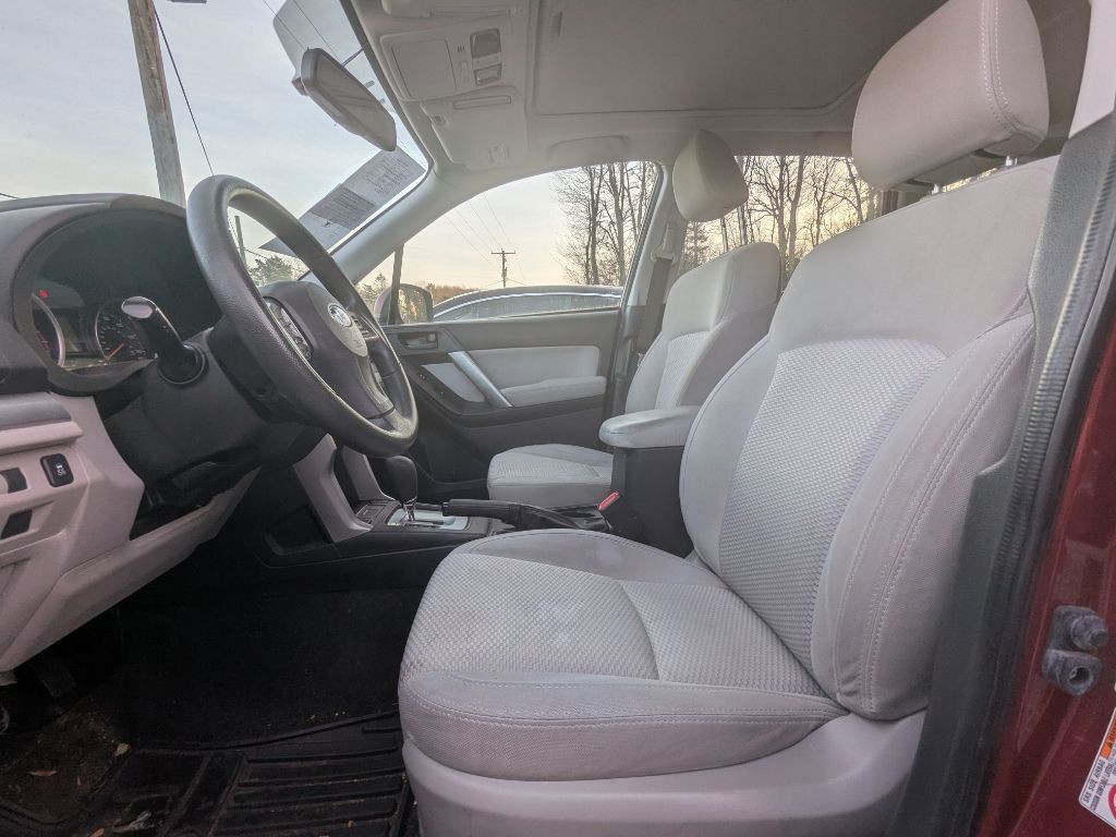 2015 Subaru Forester Image 6