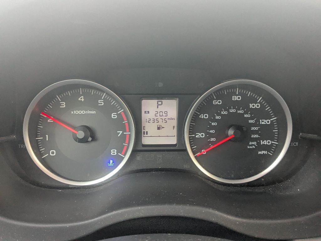 2015 Subaru Forester Image 12