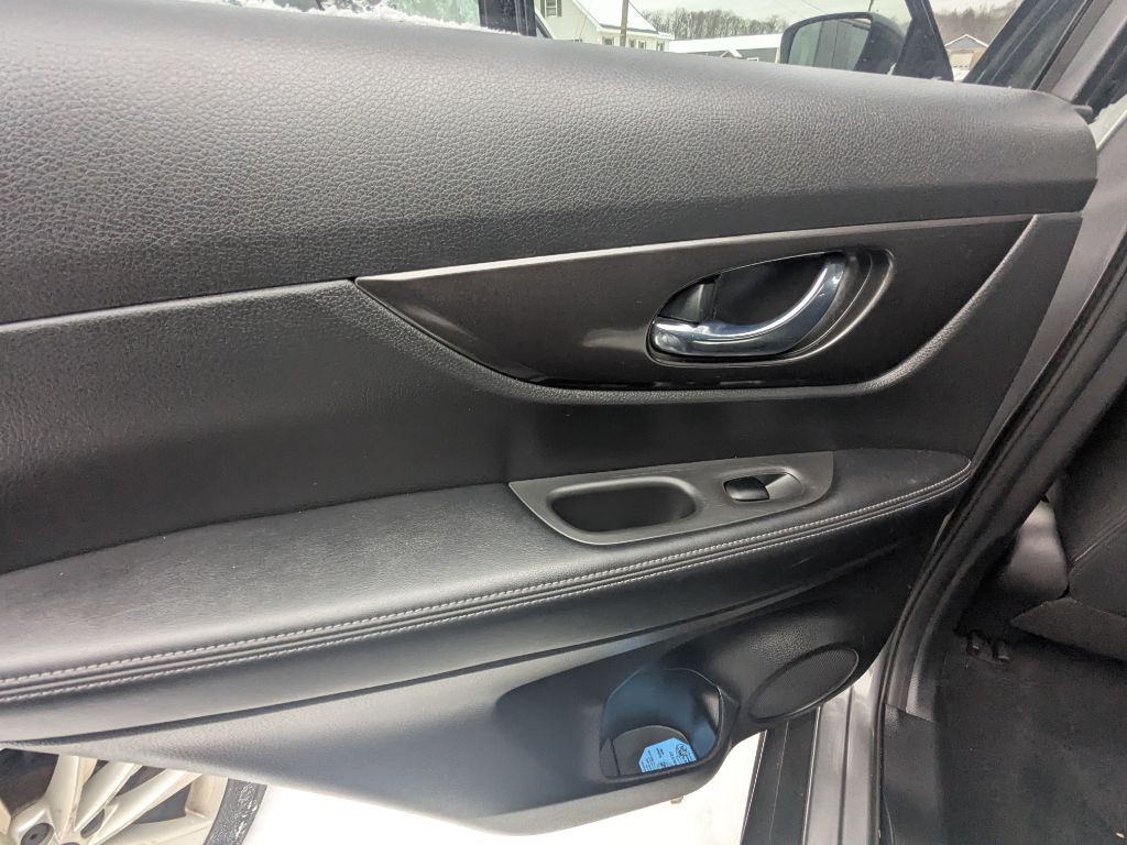 2019 Nissan Rogue Image 7