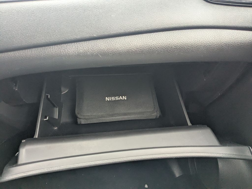 2019 Nissan Rogue Image 15