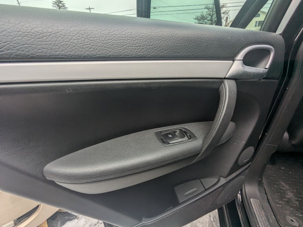 2010 Porsche Cayenne Image 10