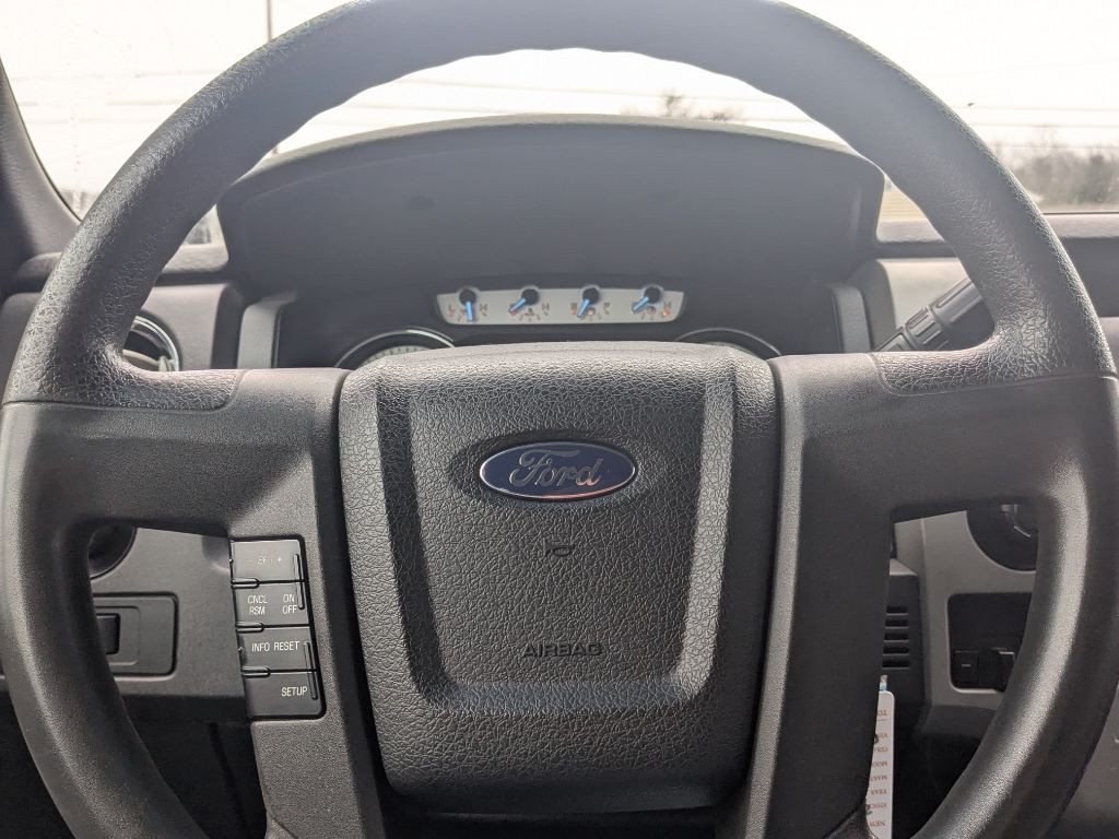 2011 Ford F-150 Image 11