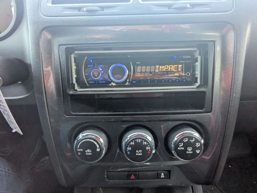 2011 Dodge Challenger Image 15