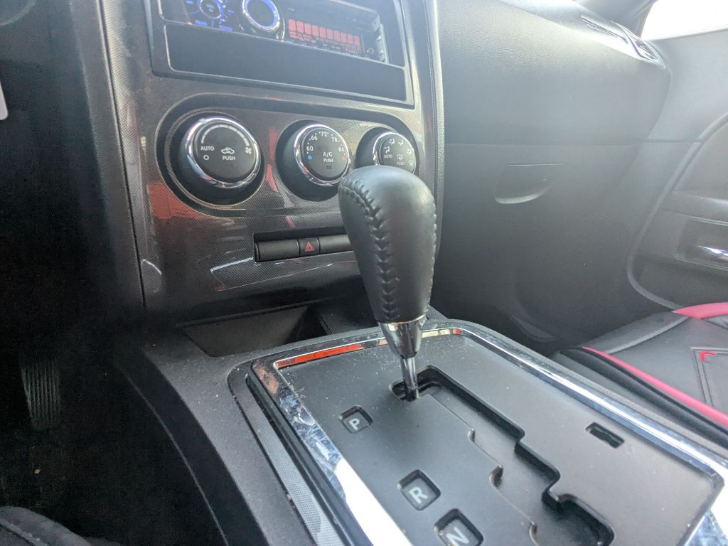 2011 Dodge Challenger Image 16