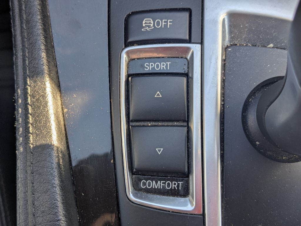 2015 BMW 5 Series Image 17