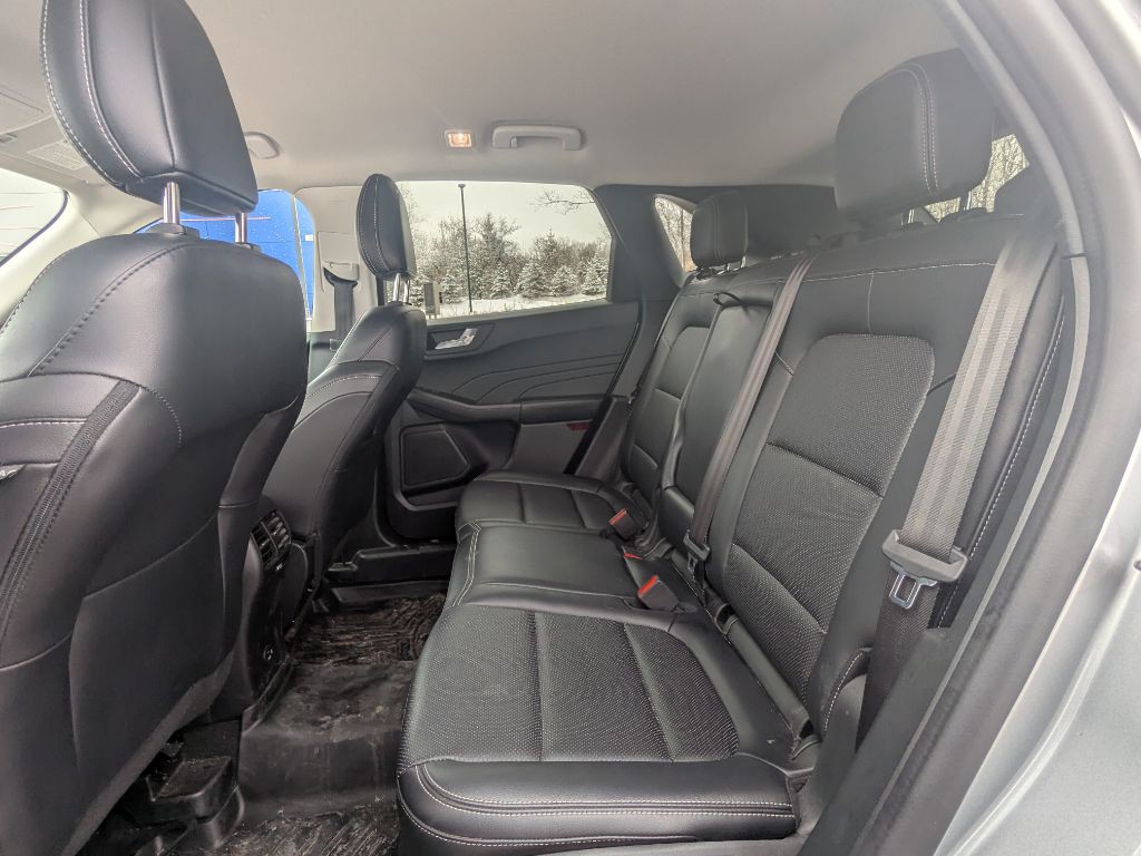 2021 Ford Escape Image 10
