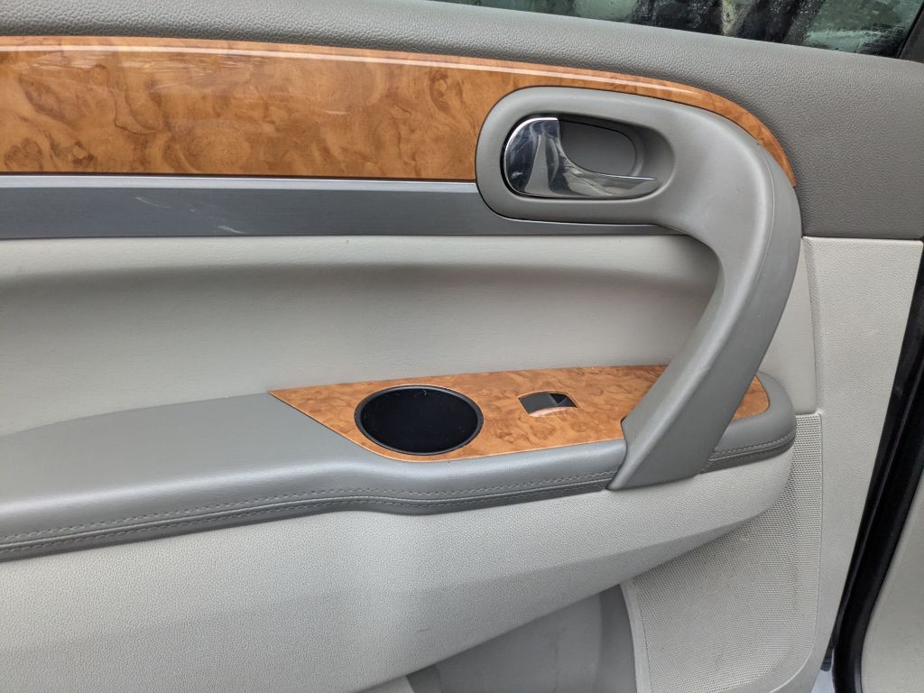 2012 Buick Enclave Image 7