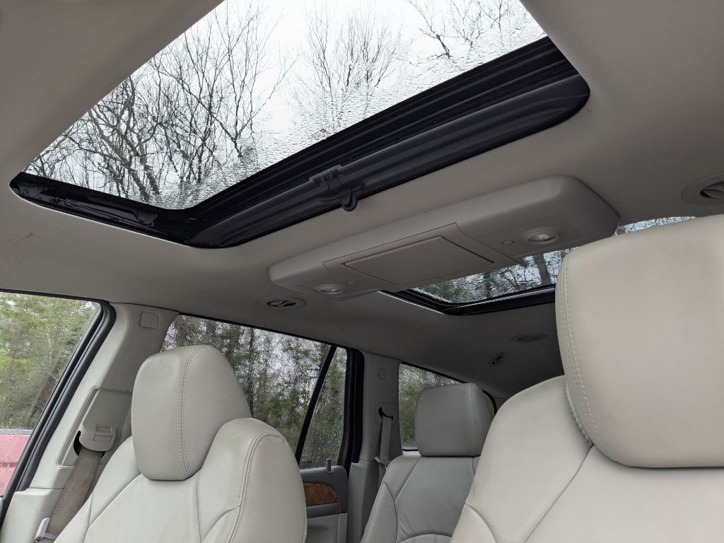 2012 Buick Enclave Image 12