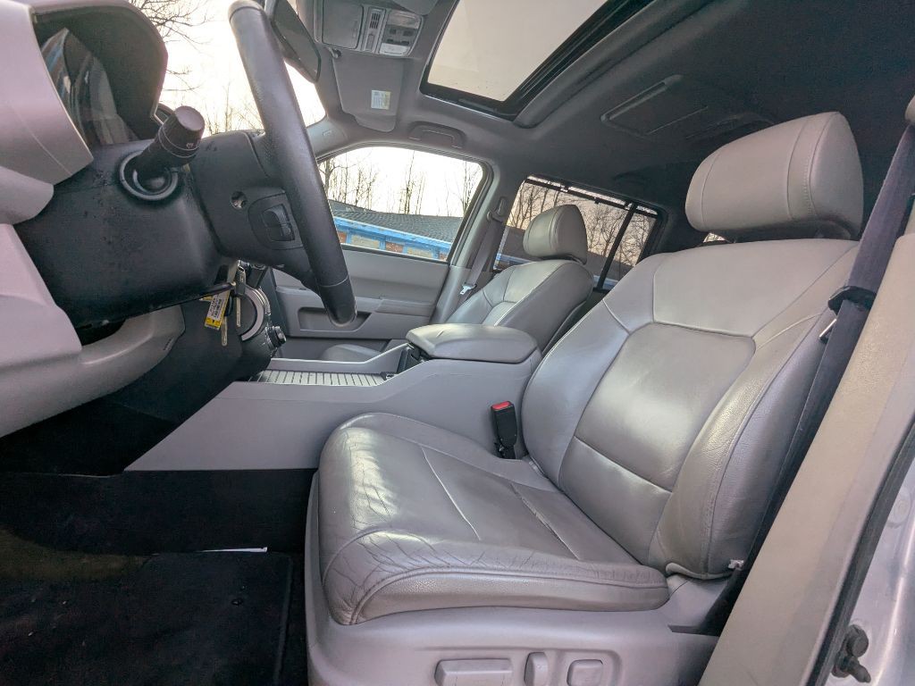 2014 Honda Pilot Image 8