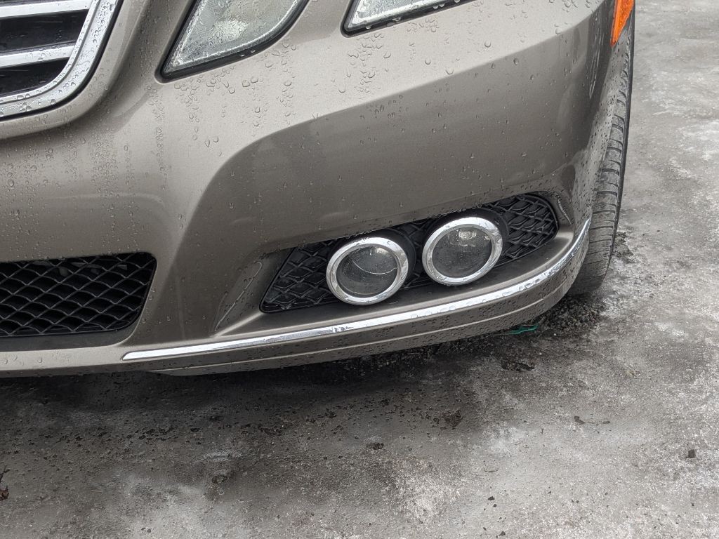 2010 Mercedes-Benz E-Class Image 9