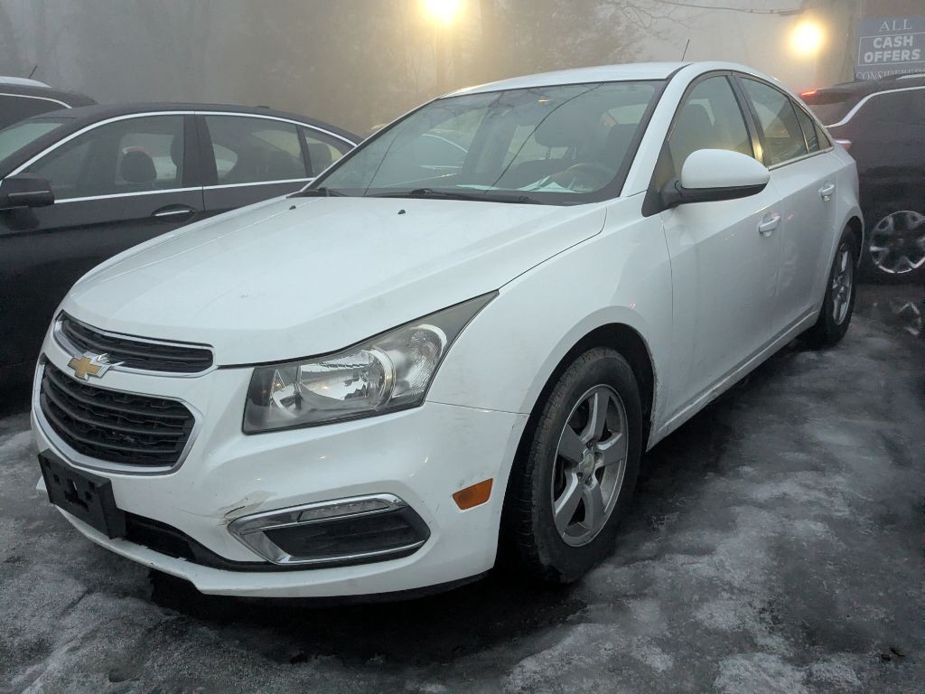 2016 Chevrolet Cruze Image 2
