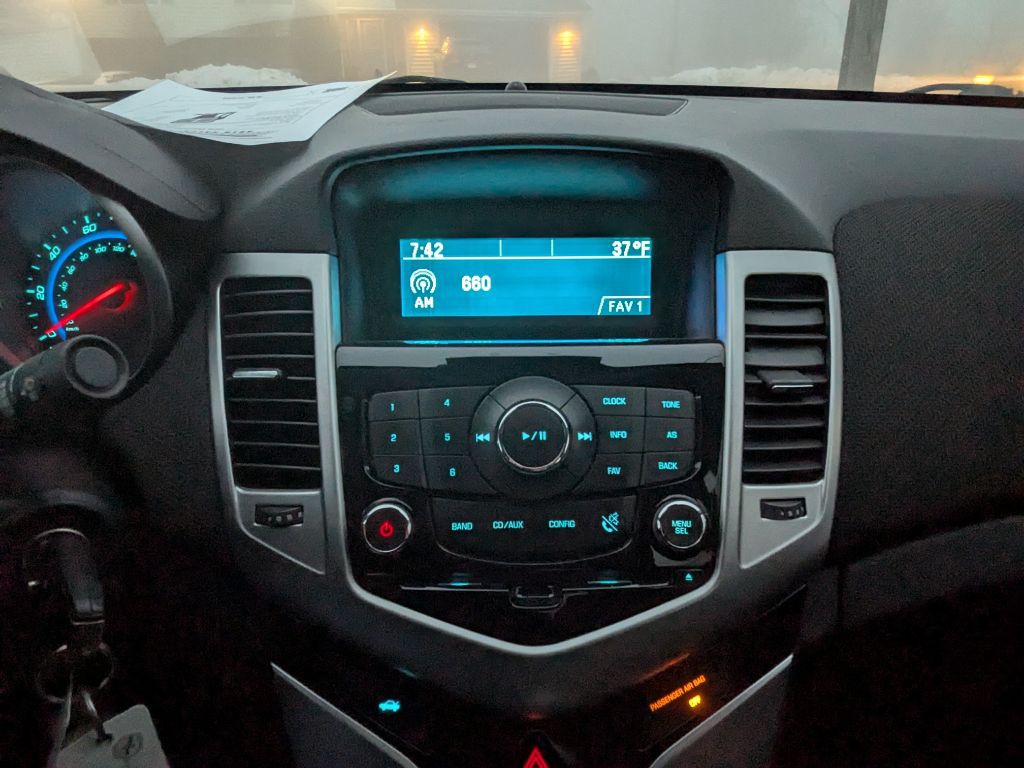 2016 Chevrolet Cruze Image 12