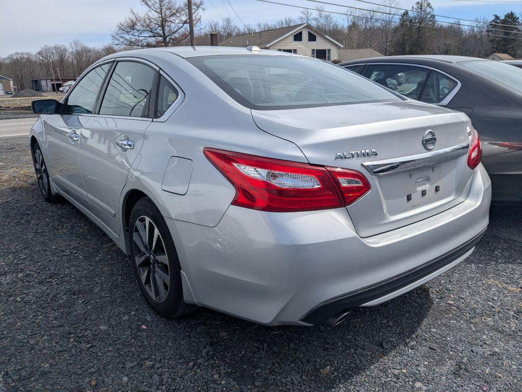 2016 Nissan Altima Image 3