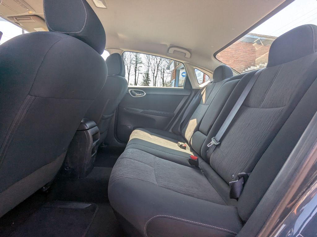 2014 Nissan Sentra Image 8