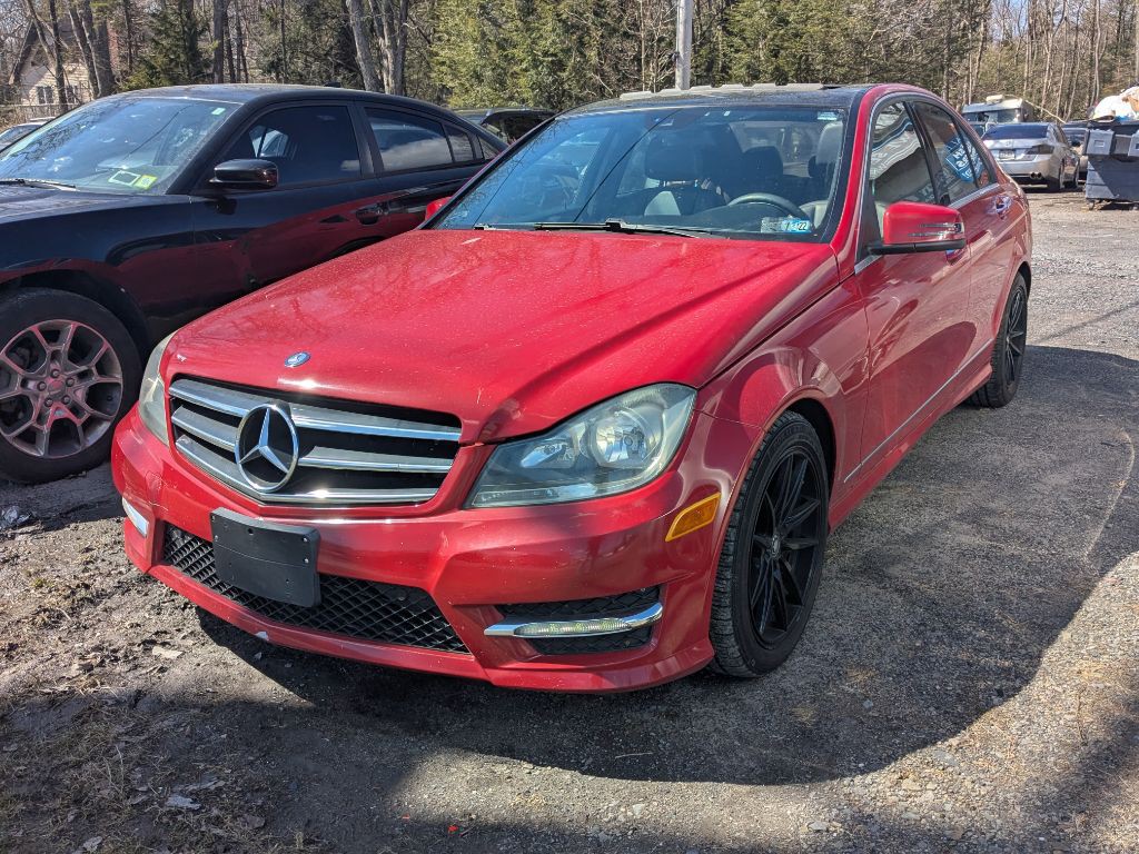 2014 Mercedes-Benz C-Class Image 2