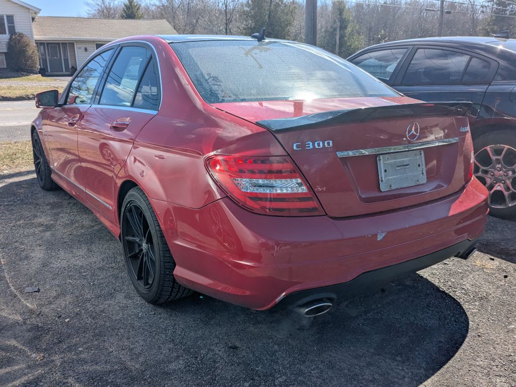2014 Mercedes-Benz C-Class Image 3