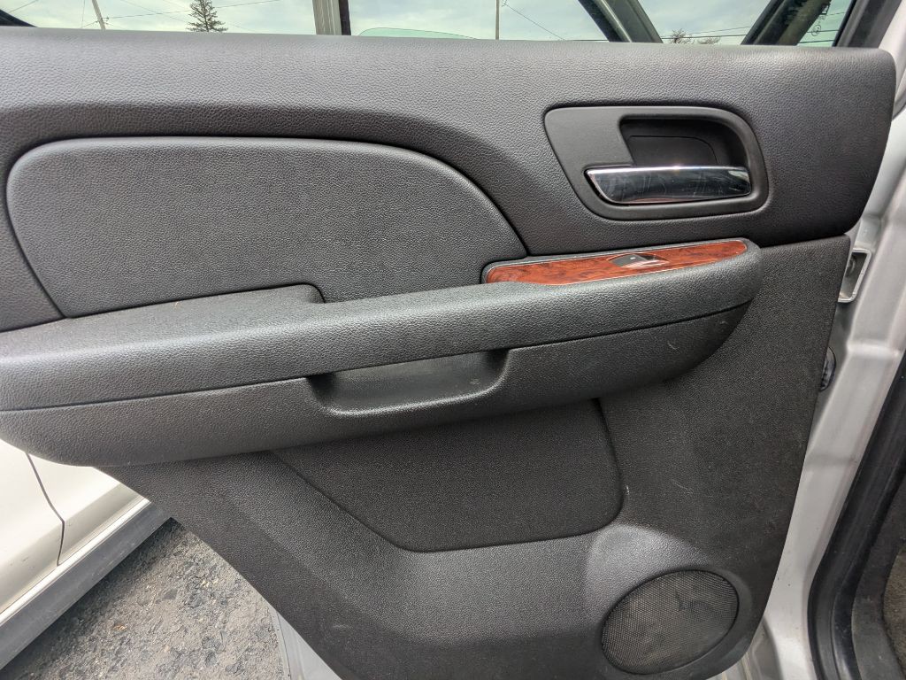 2010 Chevrolet Tahoe Image 8