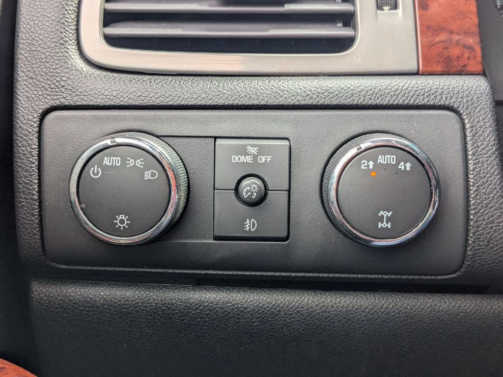 2010 Chevrolet Tahoe Image 13