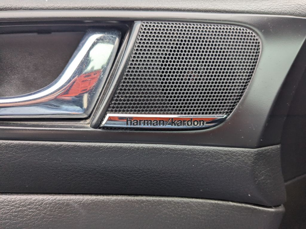2009 Subaru Outback Image 14