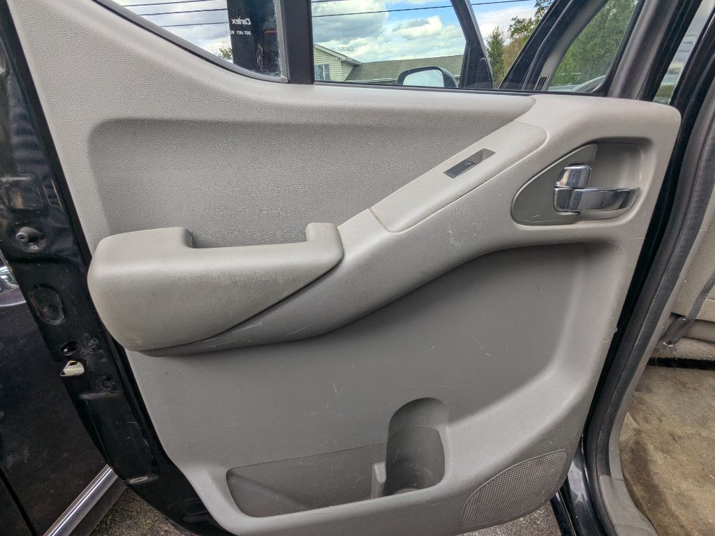2018 Nissan Frontier Image 10