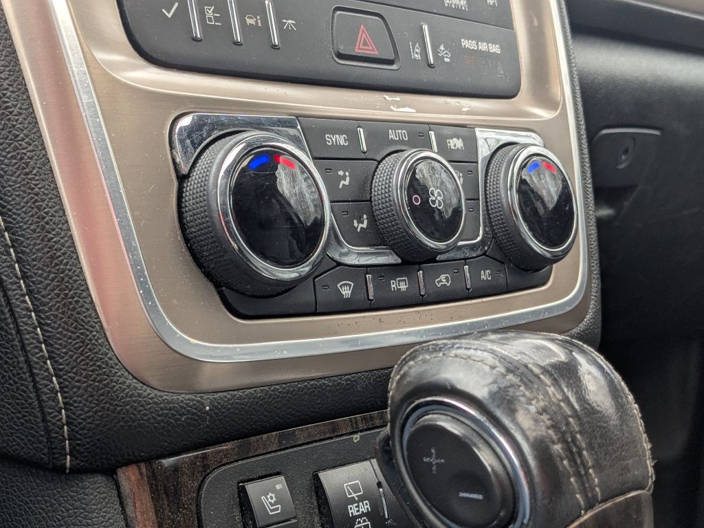 2014 GMC Acadia Image 19