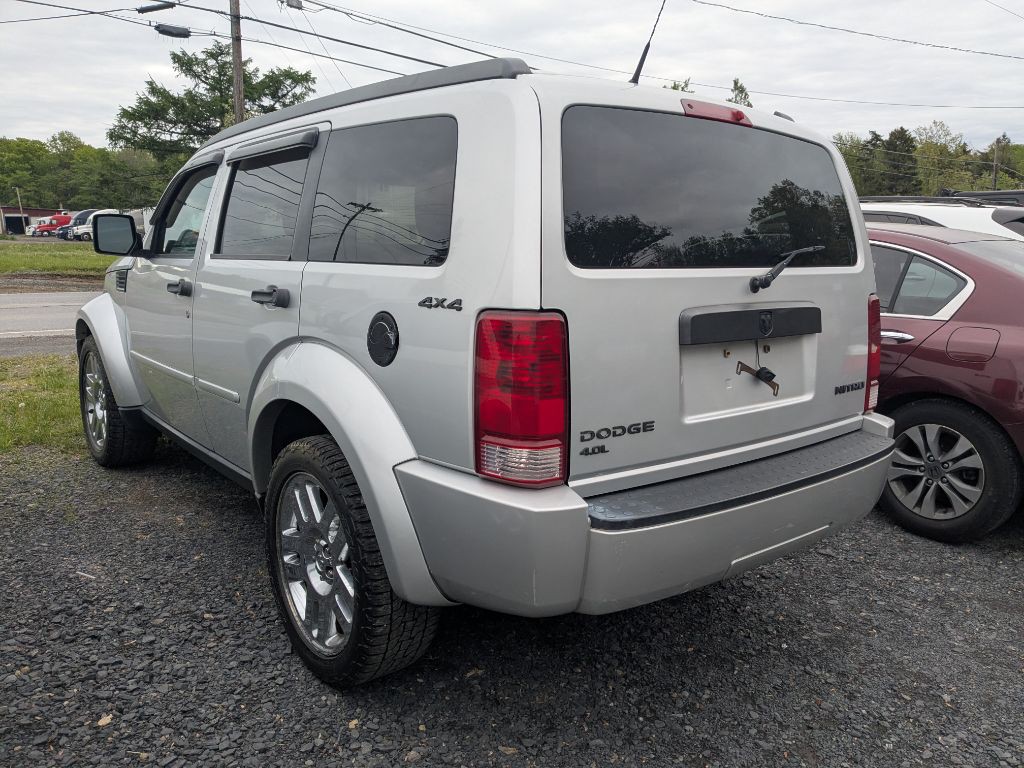 2011 Dodge Nitro Image 3
