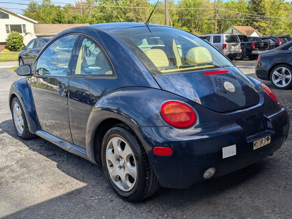 2003 Volkswagen Beetle Image 3