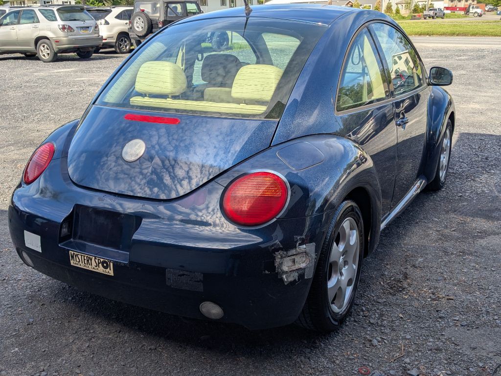 2003 Volkswagen Beetle Image 4