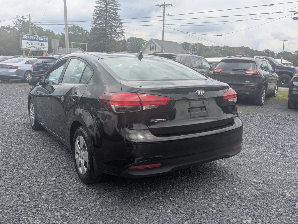 2018 Kia Forte Image 3