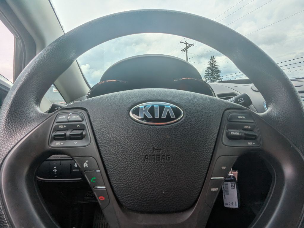 2018 Kia Forte Image 9