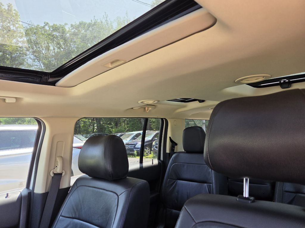 2016 Ford Flex Image 9