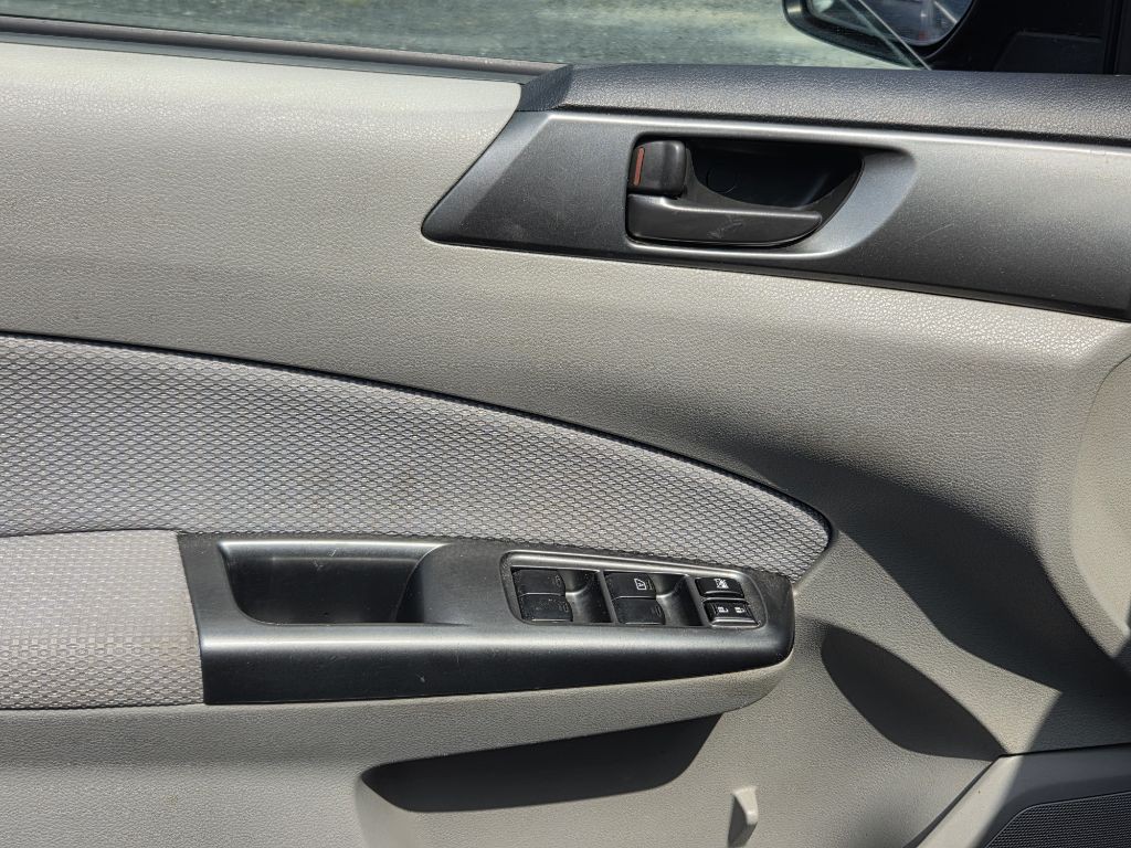 2012 Subaru Forester Image 5