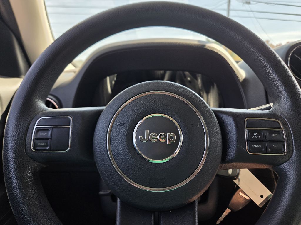2014 Jeep Patriot Image 9