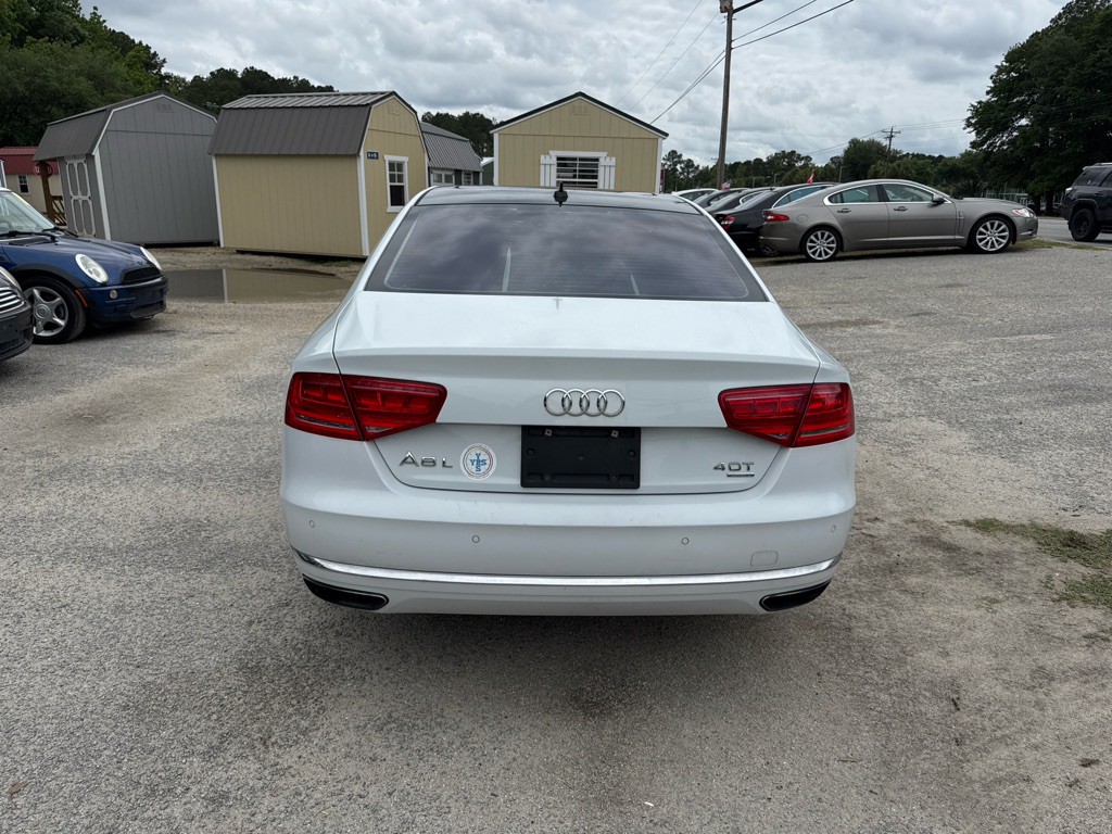2013 Audi A8 Image 2