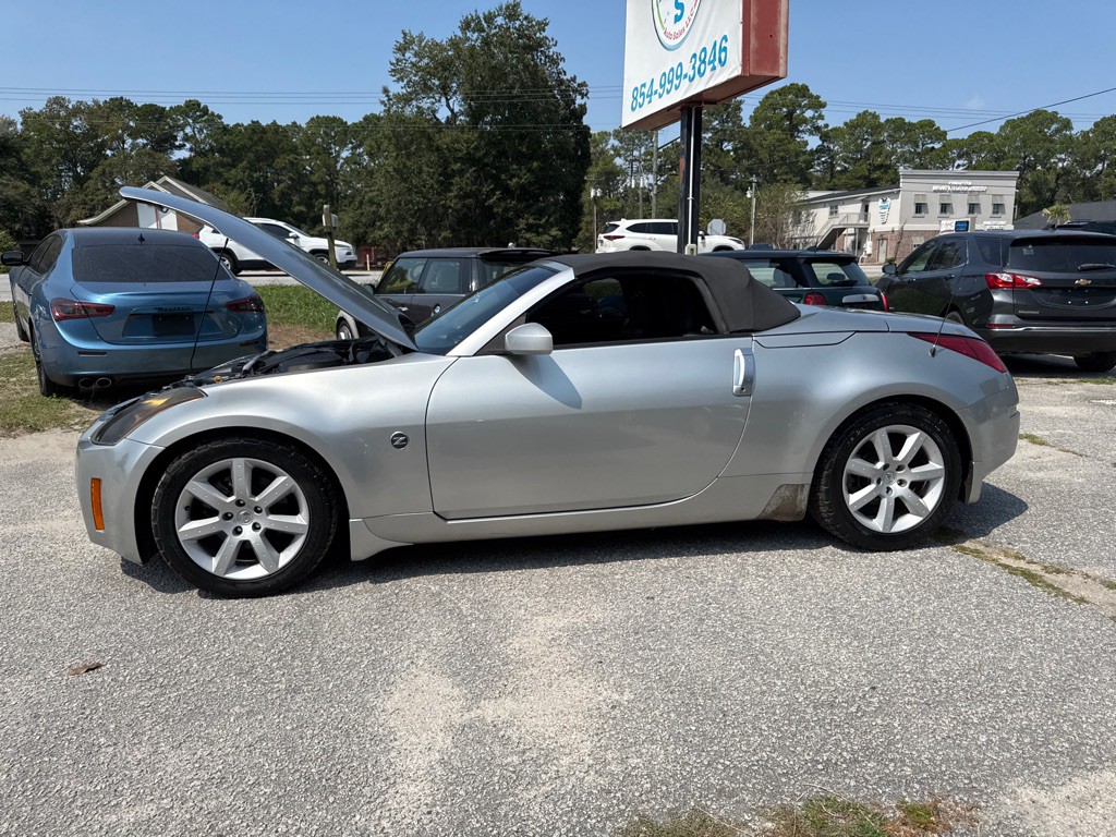 2004 Nissan 350Z Image 5