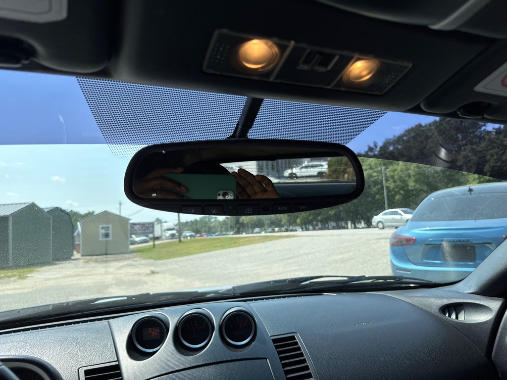 2004 Nissan 350Z Image 17