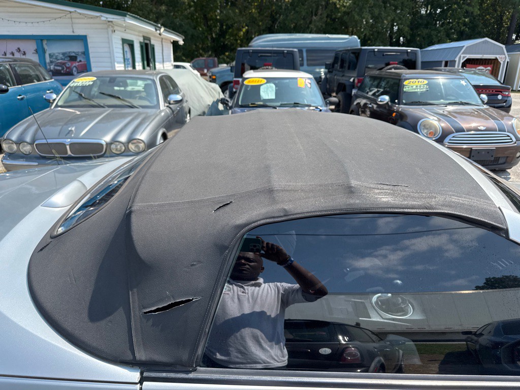 2004 Nissan 350Z Image 22