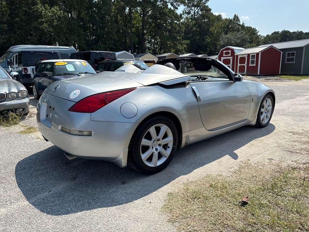2004 Nissan 350Z Image 31