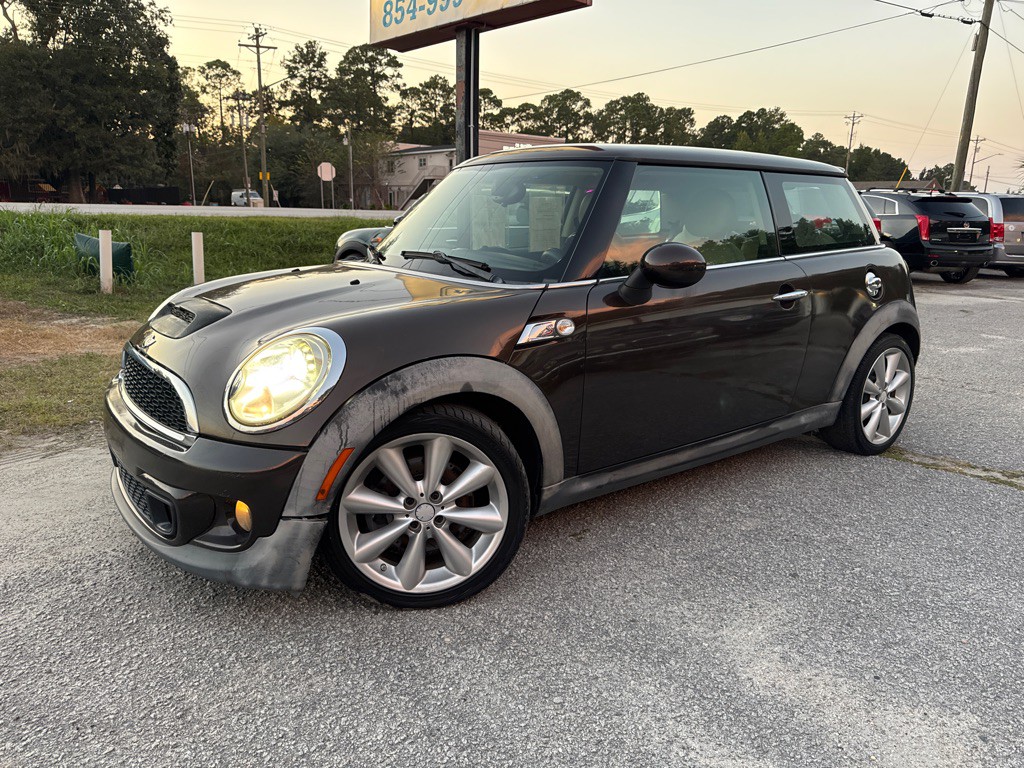 2011 MINI Cooper Image 9