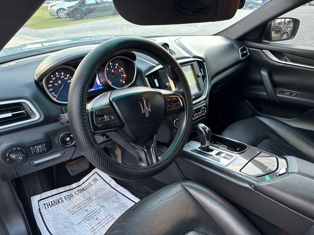 2016 Maserati Ghibli Image 32