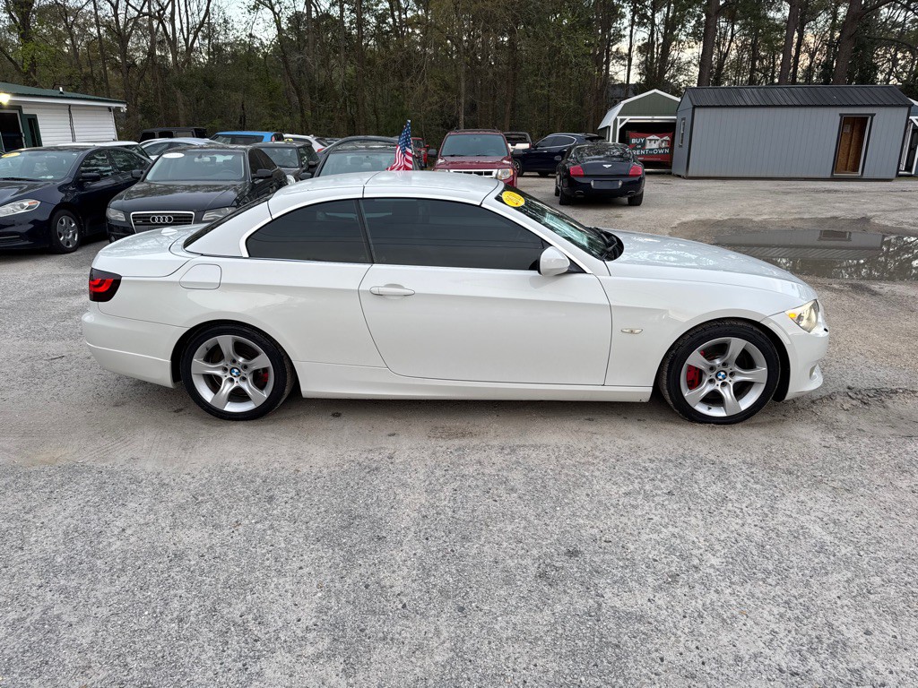 2011 BMW 3 Series Image 5