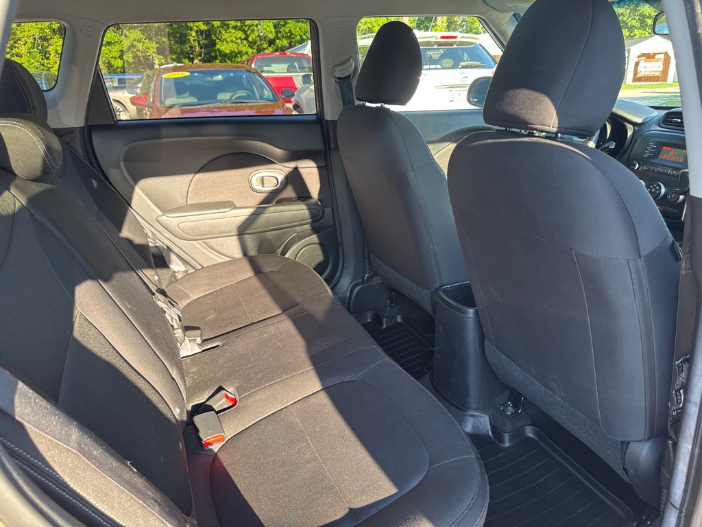 2015 Kia Soul Image 10